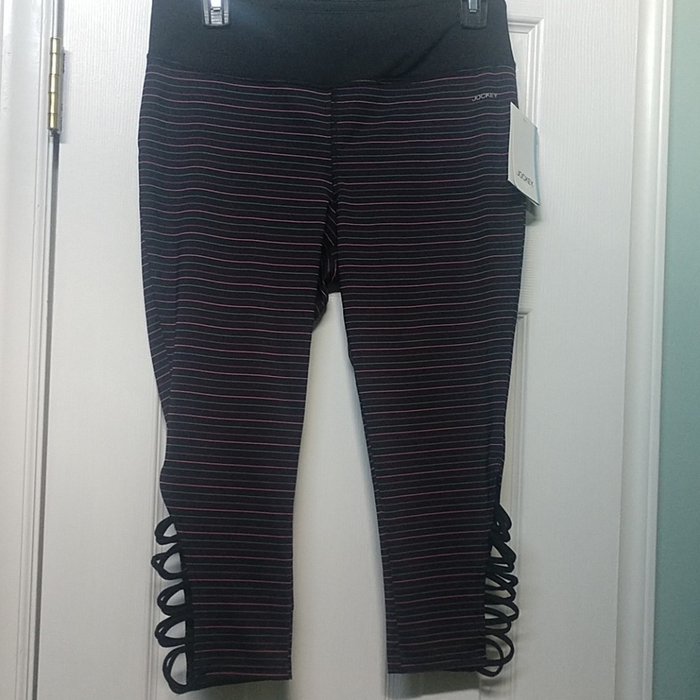 NWT Jockey Sport Go Stripe Capri Deep Black Size M